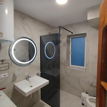 Klejdo Apartamento Tirana